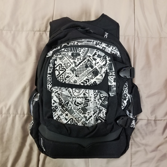 dakine switch backpack
